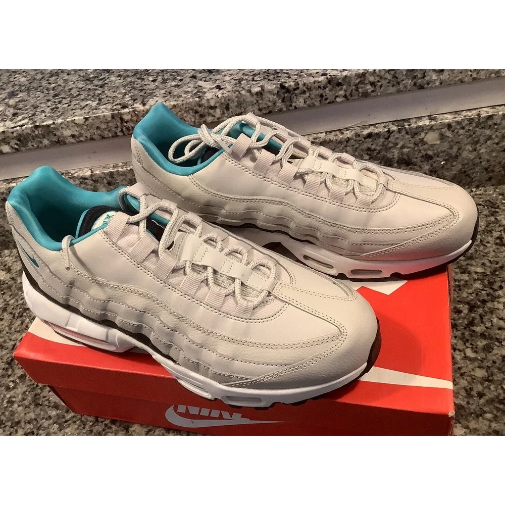NIKE AIR MAX 95 ESSENTIAL LIGHT BONE-SPORT TURQUOISE-BLACK SZ 8  [749766-027]